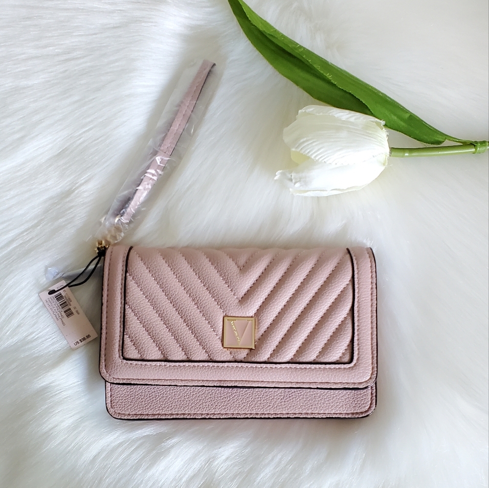 ❤️Victoria's Secret Phone Wristlet/wallet - Picture 2 of 10